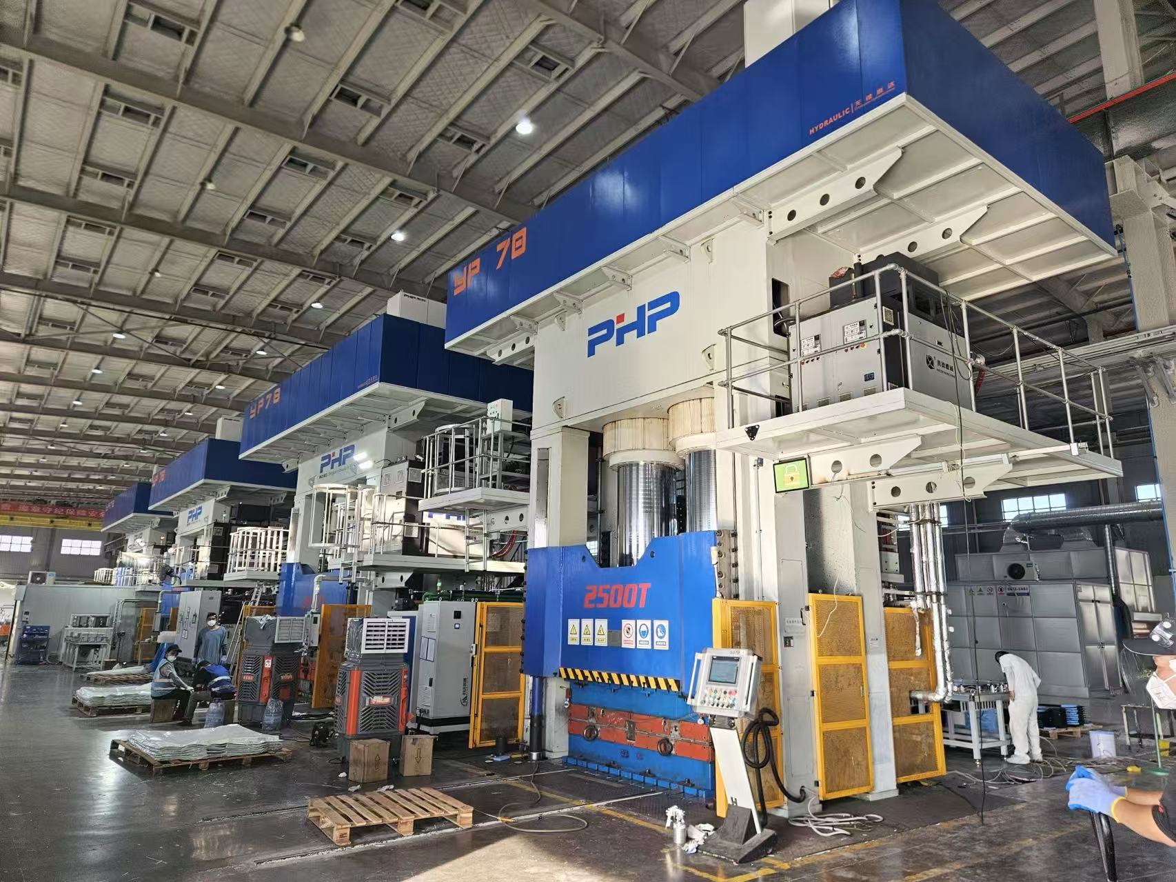 HP-RTM Servo Kalıplama Presi: Modern Kompozit Üretiminde Hassasiyet, Verimlilik ve Otomasyonun Geliştirilmesi